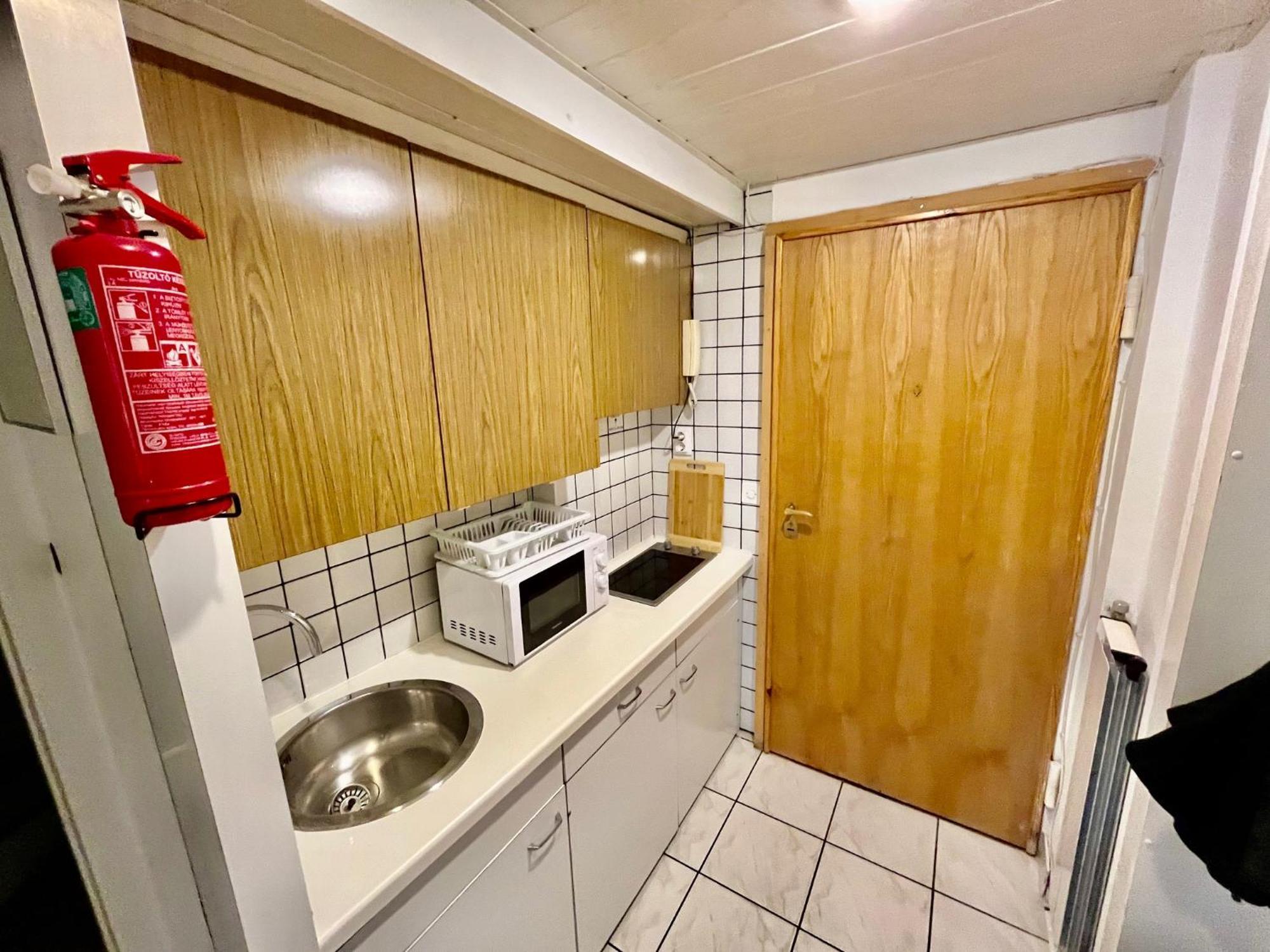 Buda Downtown Apartment Budapest Ngoại thất bức ảnh